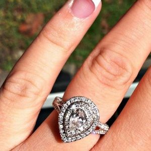 Kay Jewelers Neil Lane Engagement 14 White Gold  Pear Shaped Center Diamond